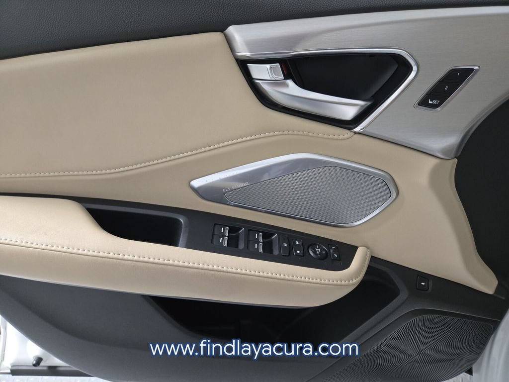 Certified 2023 Acura RDX FWD w/ Technology Package image 22