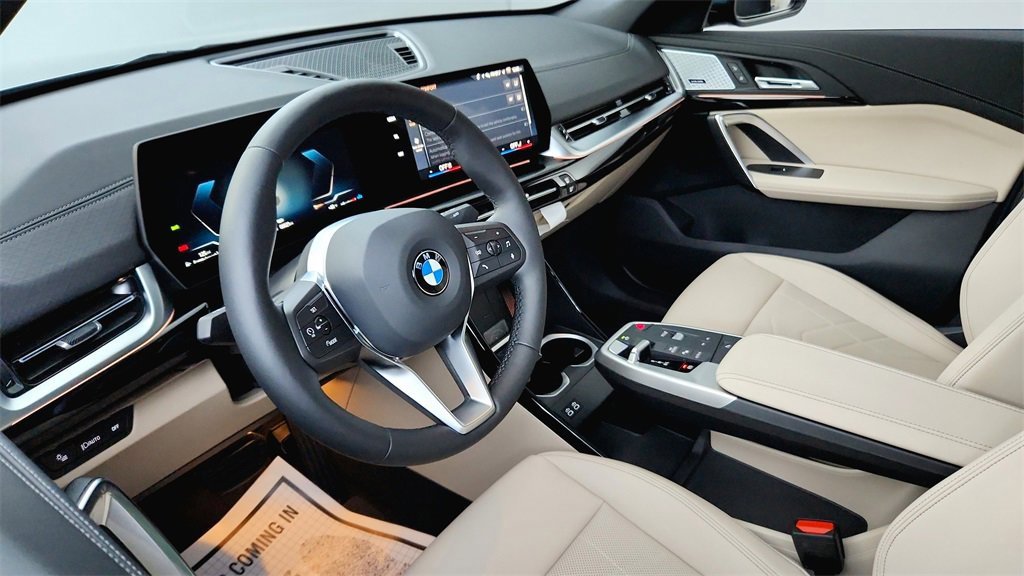 Used 2025 BMW X2 xDrive28i w/ Convenience Package image 40