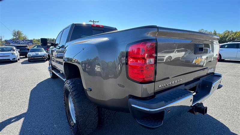 Used 2015 Chevrolet Silverado 3500 High Country w/ Duramax Plus Package AWD/4WD image 19