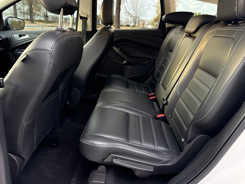 Used 2019 Ford Escape SEL image 26