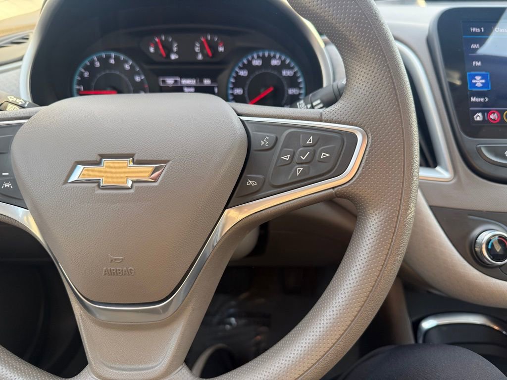 Used 2023 Chevrolet Malibu LT image 23