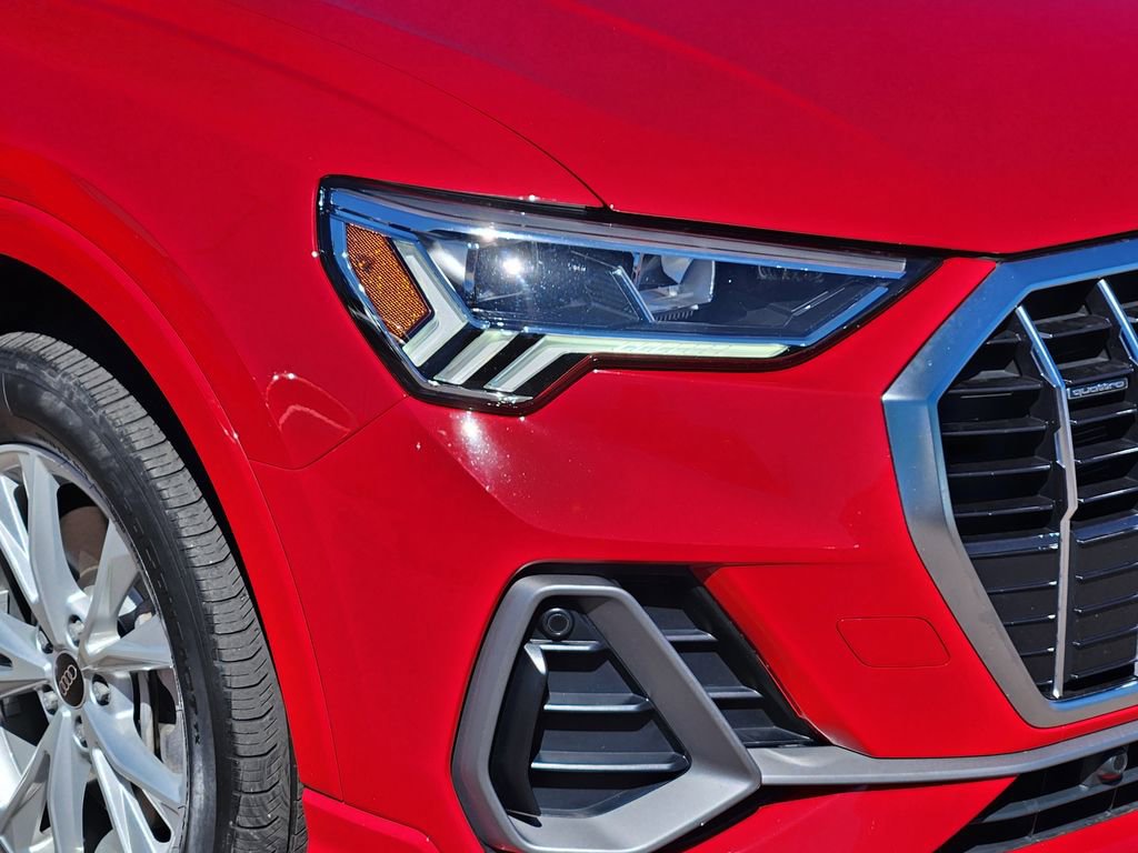 Used 2024 Audi Q3 2.0T Premium AWD/4WD image 28