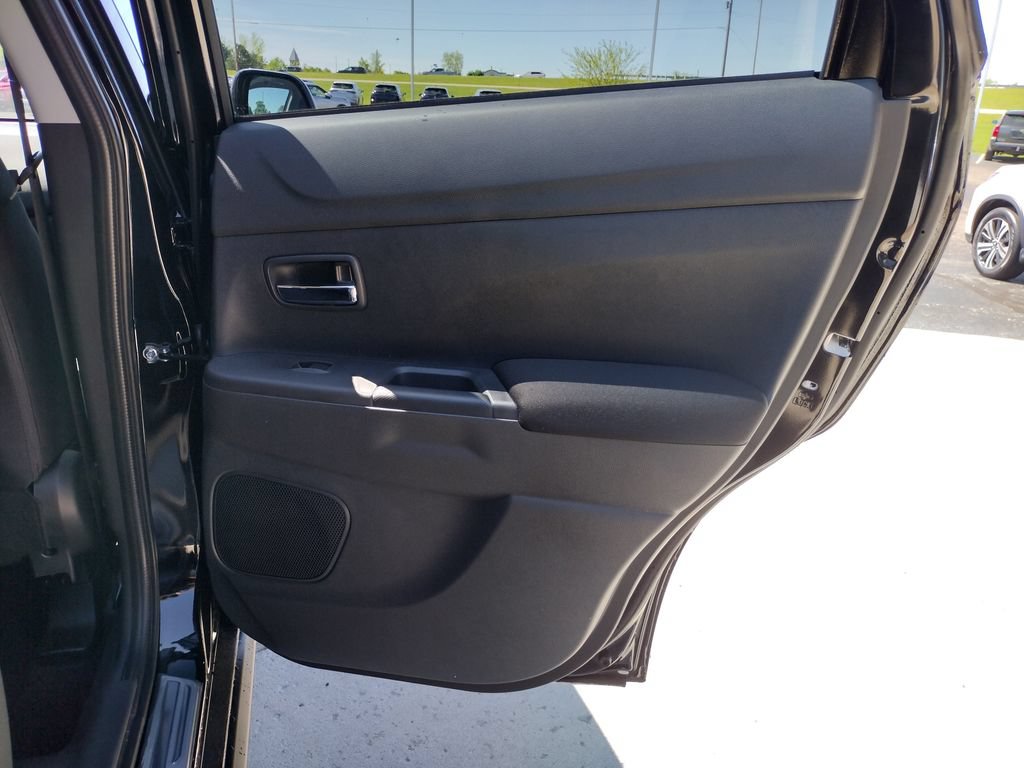 New 2026 Mitsubishi Outlander Sport LE AWD/4WD image 27