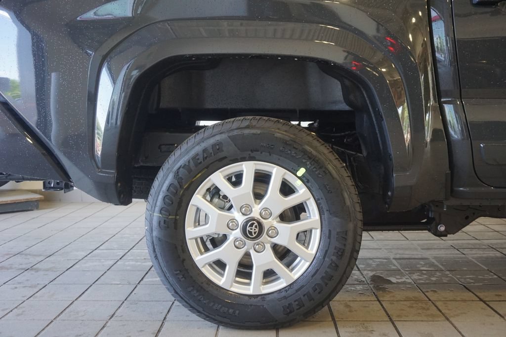 New 2026 Toyota Tacoma SR5 AWD/4WD image 31