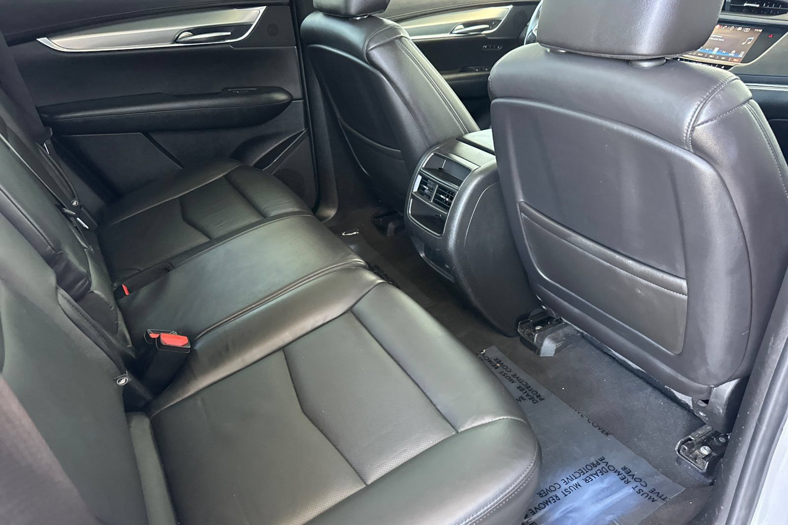Certified 2019 Cadillac XT5 Luxury w/ Sport Package FWD image 19