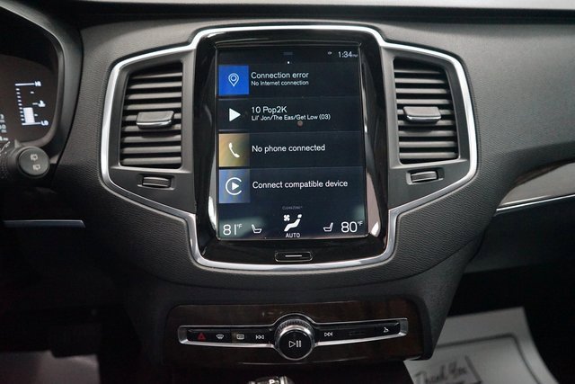 Used 2019 Volvo XC90 T5 Momentum w/ Protection Package image 7