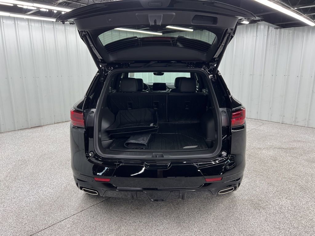 Used 2025 Chevrolet Blazer RS w/ Driver Confidence II Package image 9