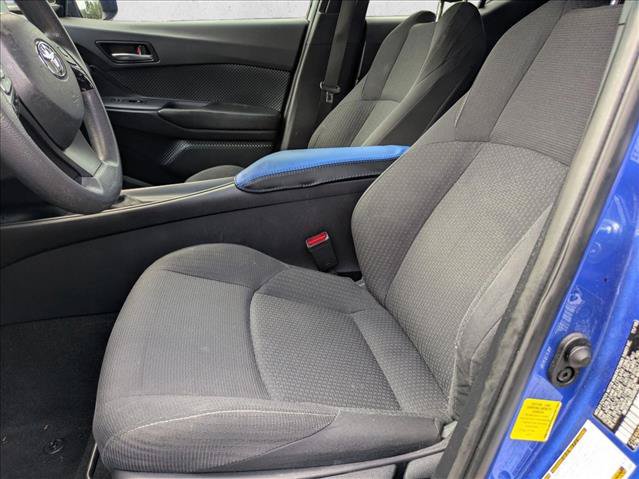 Used 2019 Toyota C-HR LE FWD image 12