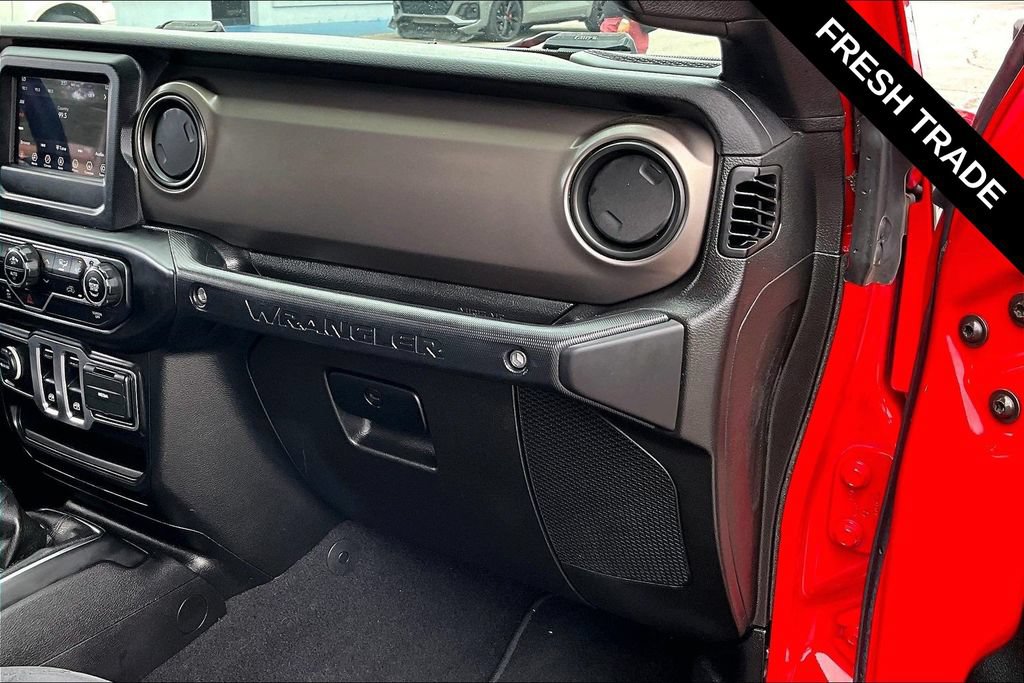 Used 2020 Jeep Wrangler Sport AWD/4WD image 26