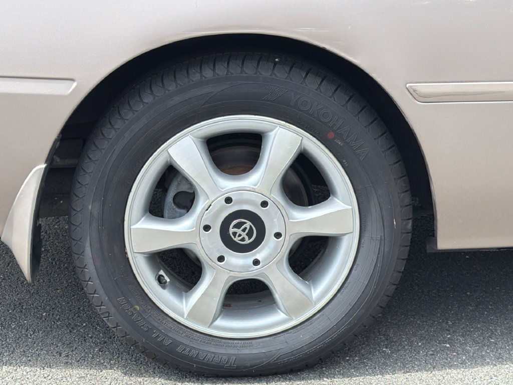 Used 1999 Toyota Solara SLE w/ Sport Pkg FWD image 6