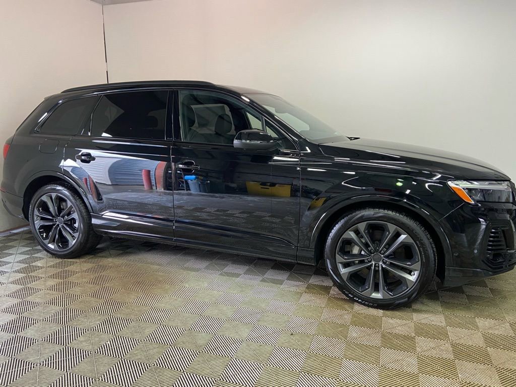 New 2026 Audi Q7 3.0T Premium Plus AWD/4WD image 1
