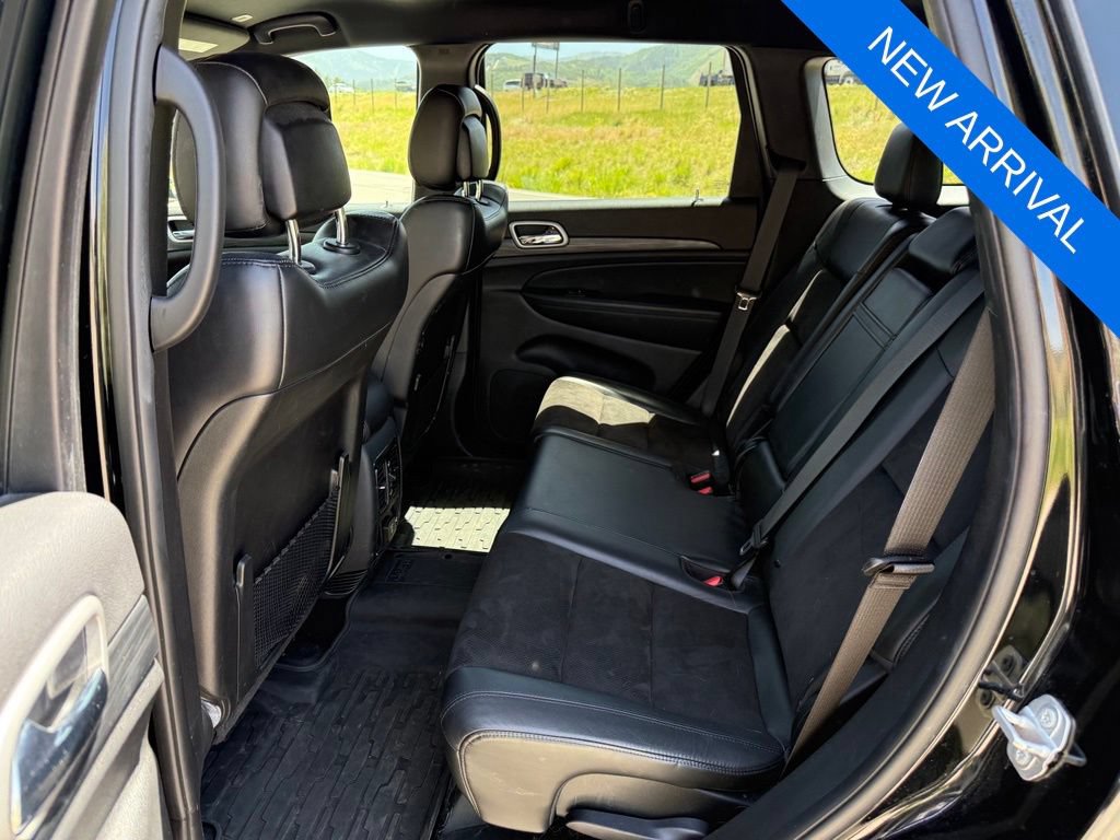 Used 2020 Jeep Grand Cherokee Altitude AWD/4WD image 25