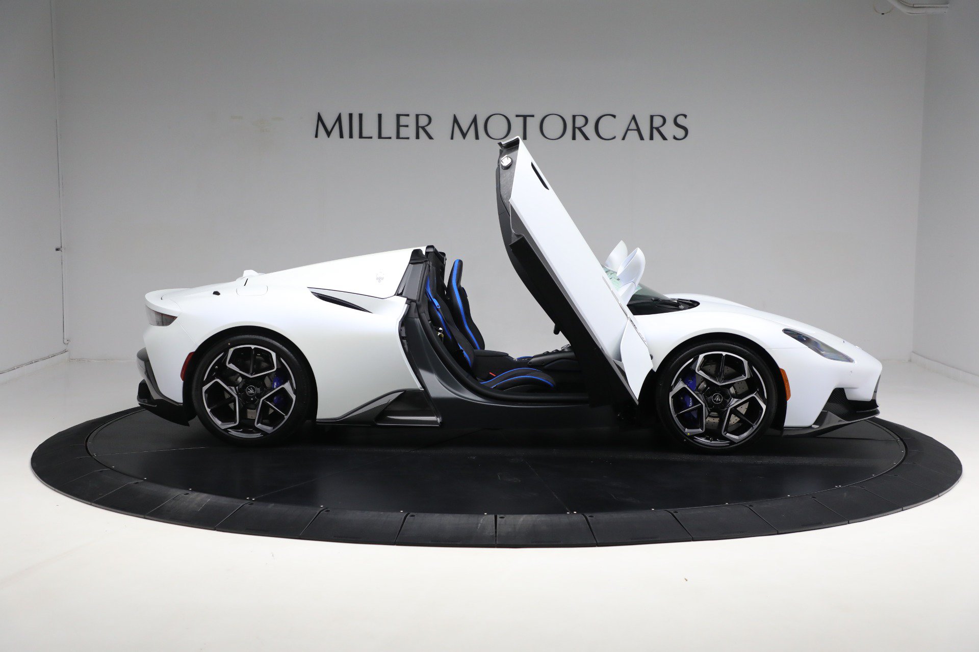 Used 2023 Maserati MC20 Spyder RWD image 23