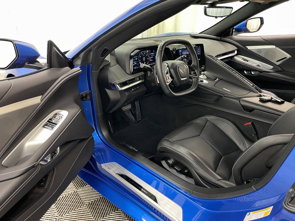 Used 2021 Chevrolet Corvette Stingray Preferred Cpe w/ Battery Protection Package image 2