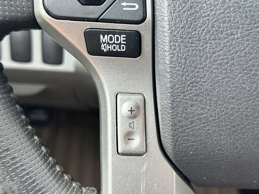 Used 2014 Toyota Tacoma PreRunner w/ SR5 Package RWD image 17
