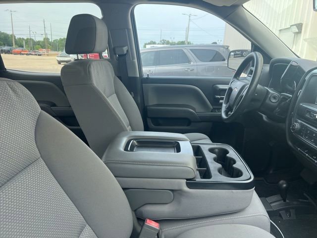 Used 2018 Chevrolet Silverado 1500 Custom w/ Custom Value Package AWD/4WD image 7