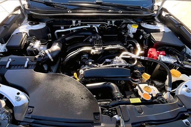 Used 2022 Subaru Outback Limited image 9