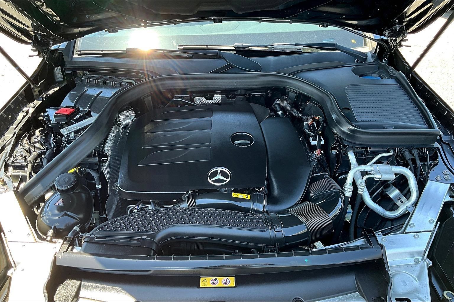 Used 2021 Mercedes-Benz GLC 300 w/ Premium Package image 33