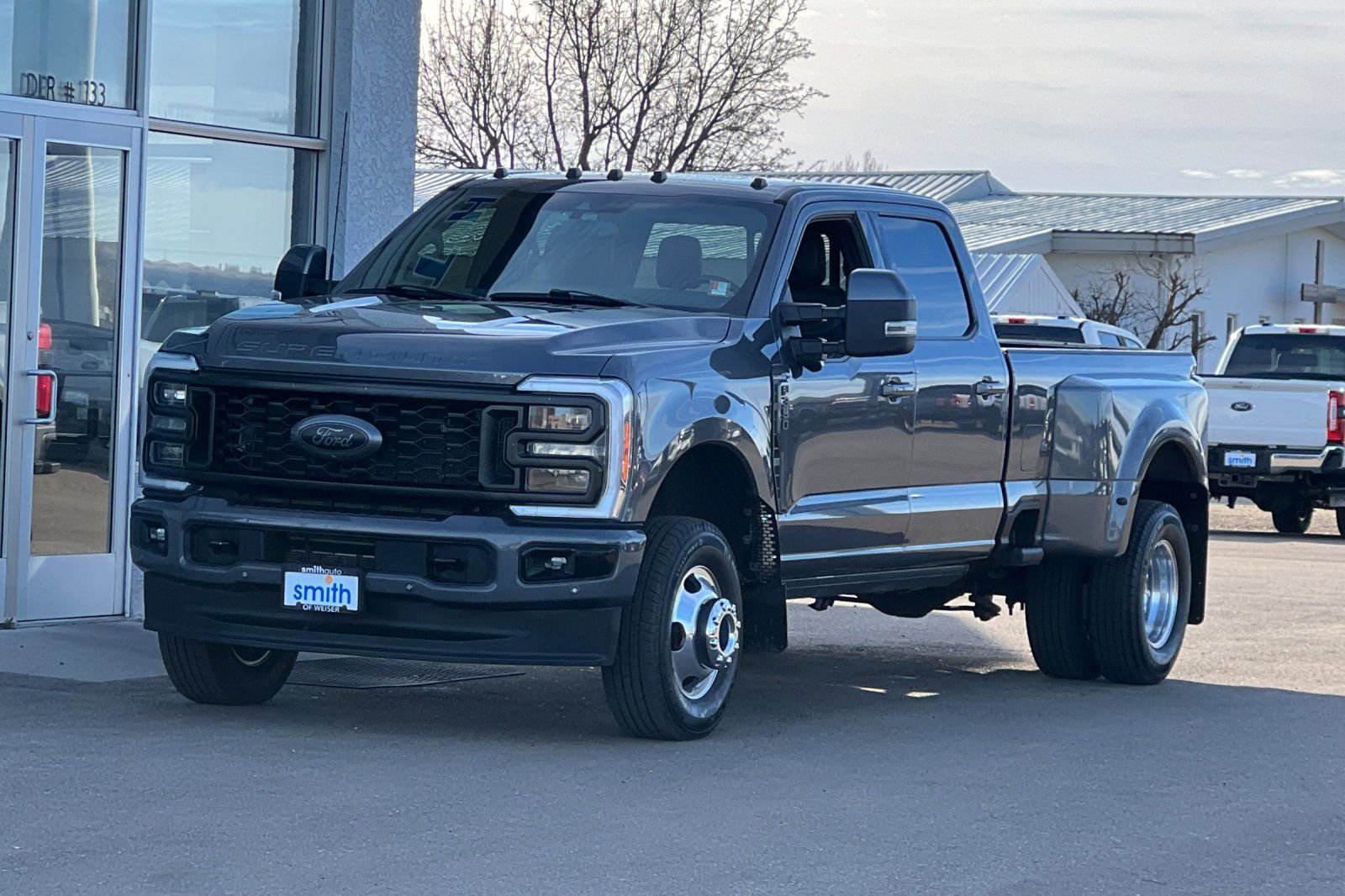 Used 2023 Ford F350 Platinum AWD/4WD image 9