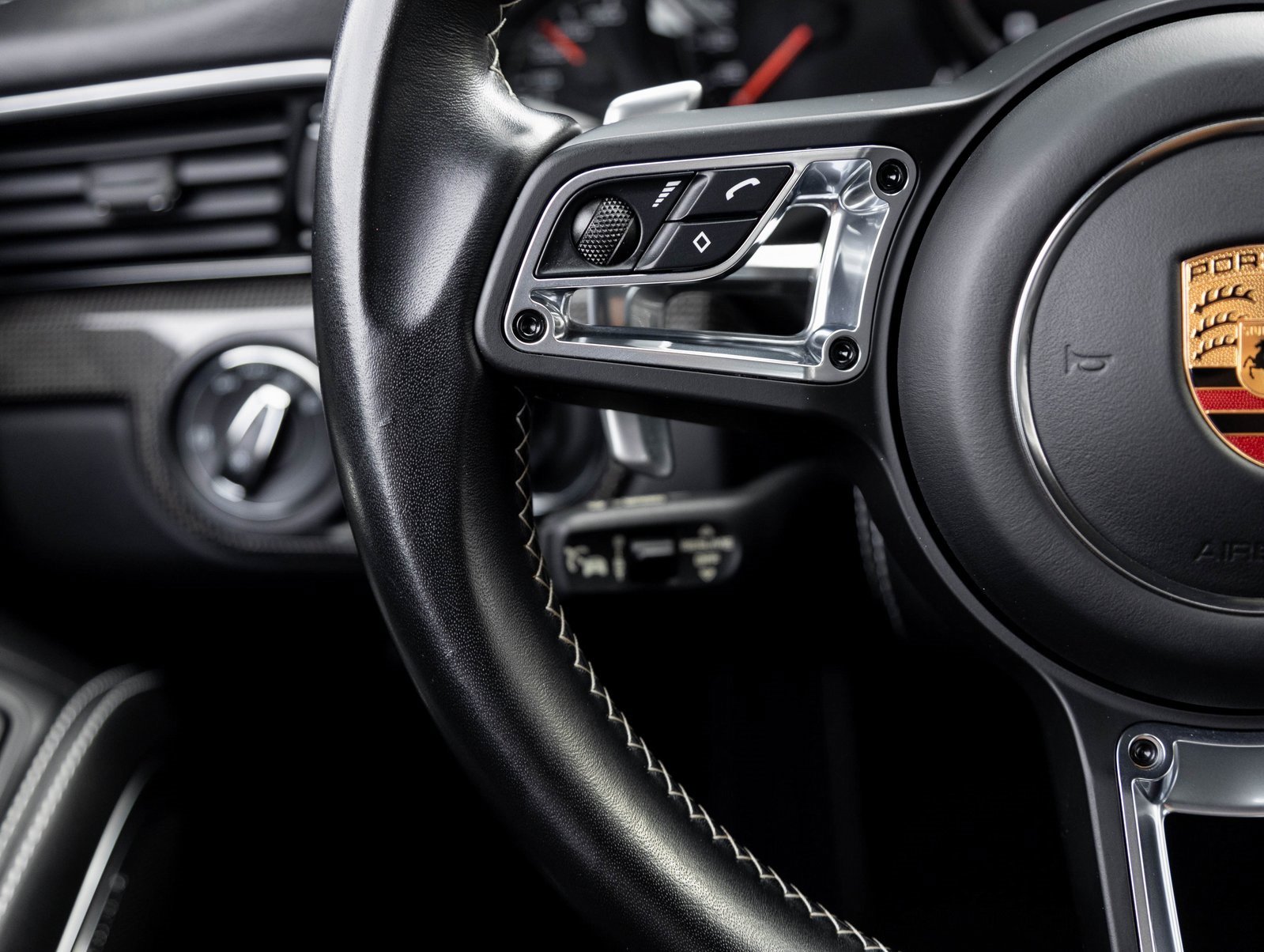 Certified 2018 Porsche 911 Turbo S image 17