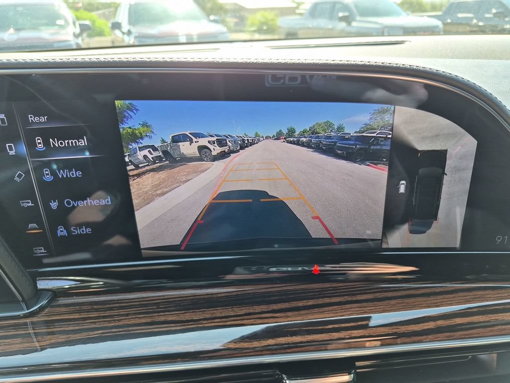 Used 2022 Cadillac Escalade Premium Luxury w/ Performance Package RWD image 32