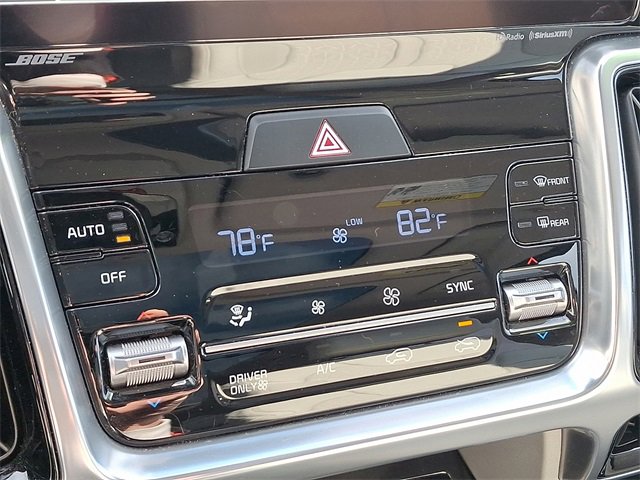 Used 2023 Kia Sorento SX Prestige image 16