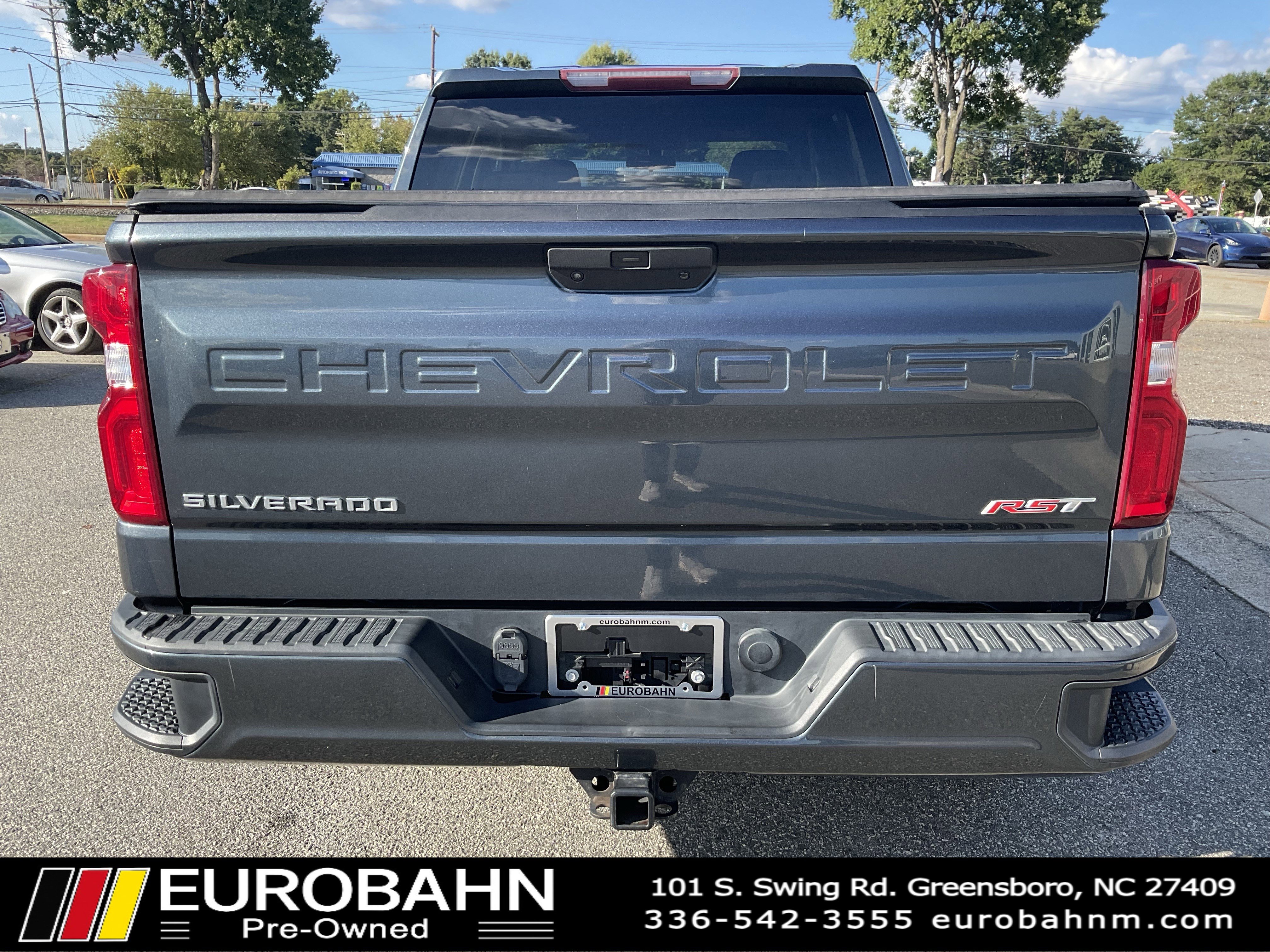 Used 2020 Chevrolet Silverado 1500 RST w/ RST Value Package image 4
