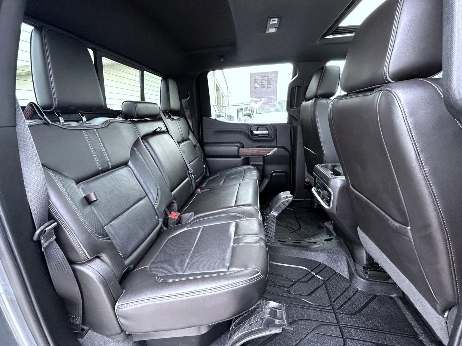 Certified 2019 Chevrolet Silverado 1500 High Country w/ High Country Premium Package AWD/4WD image 18