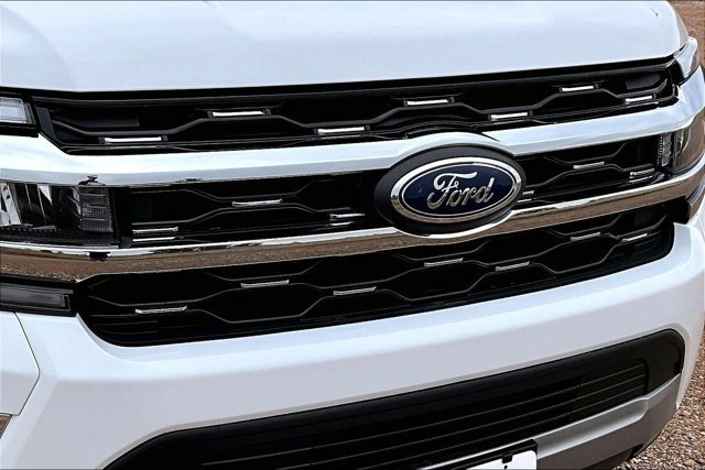 Used 2024 Ford Expedition Limited AWD/4WD image 34
