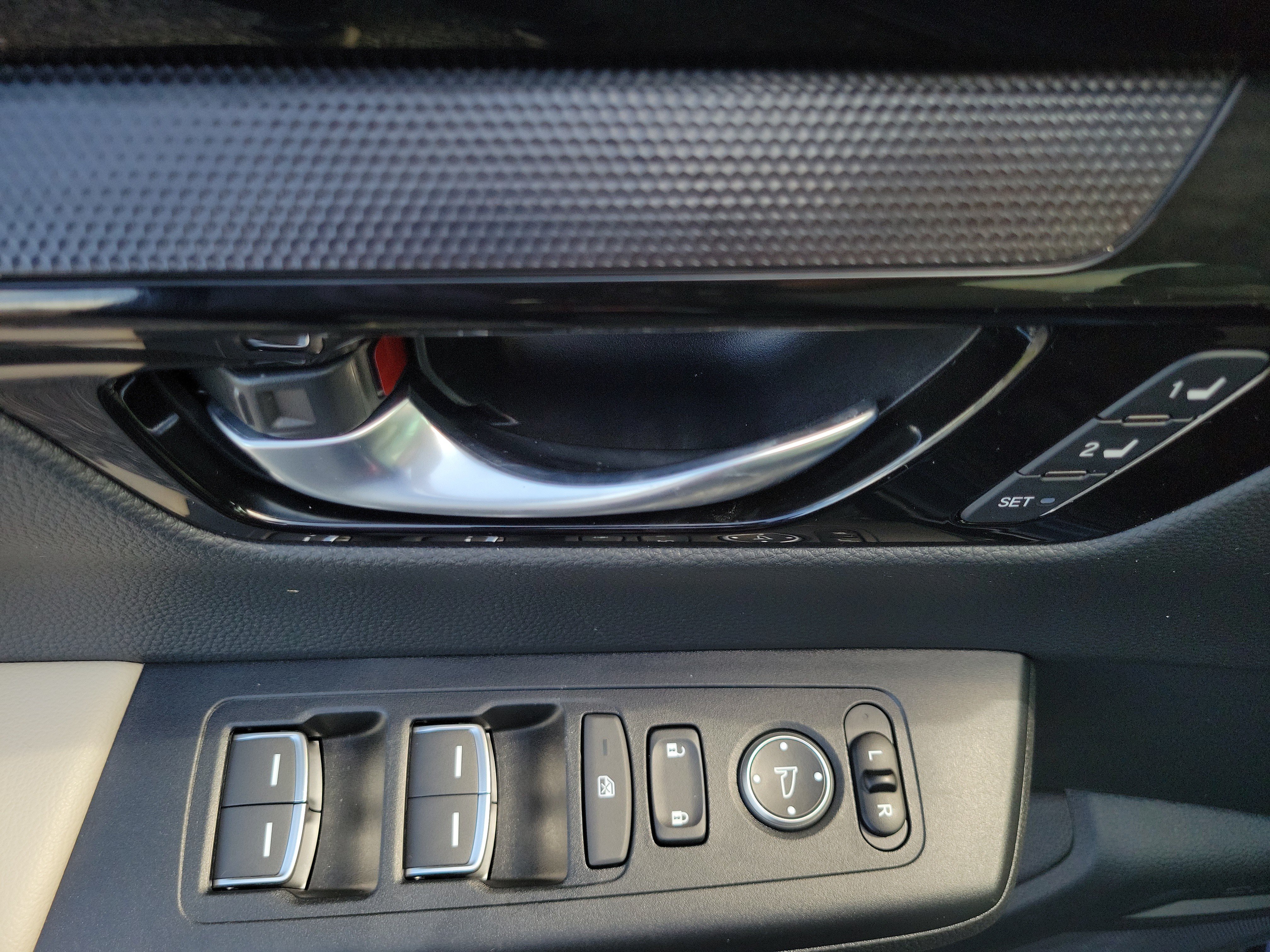 Used 2024 Honda CR-V EX-L image 23
