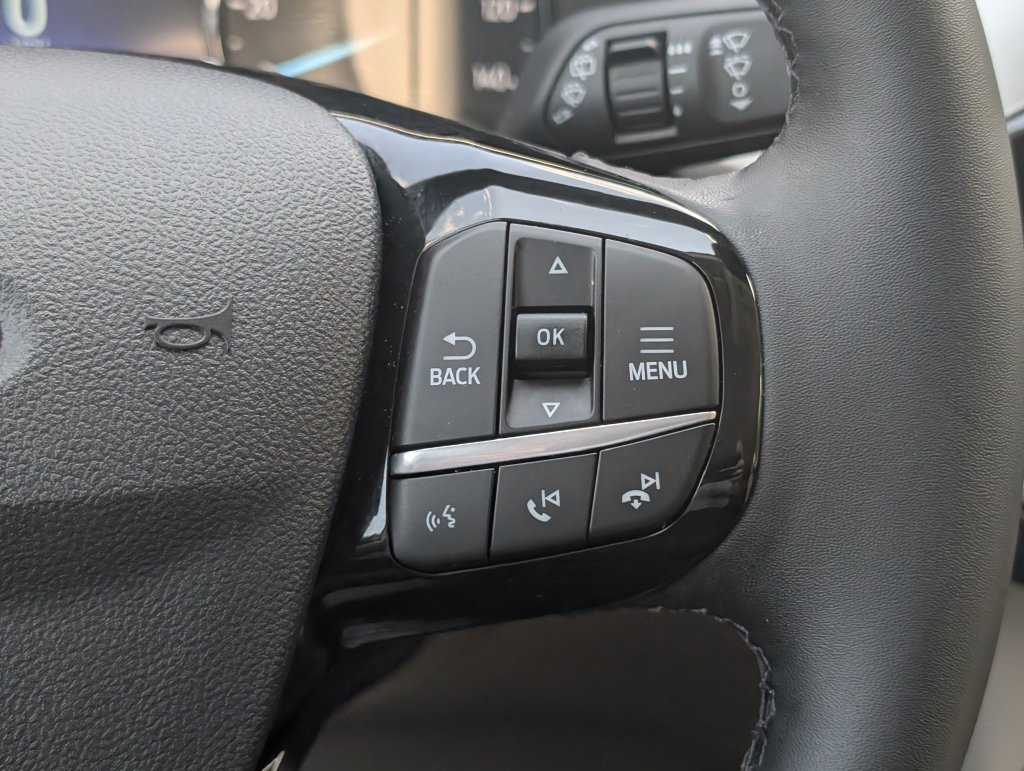 Used 2022 Ford Escape SEL FWD image 18