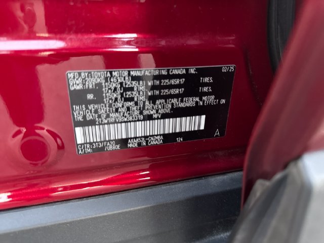 Used 2025 Toyota RAV4 XLE FWD image 29