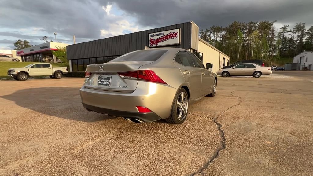 Used 2019 Lexus IS 300 image 6