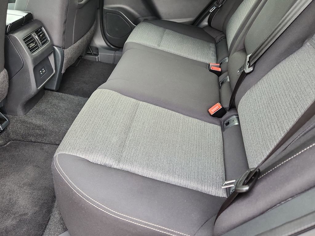 Used 2023 Nissan Rogue SV image 8