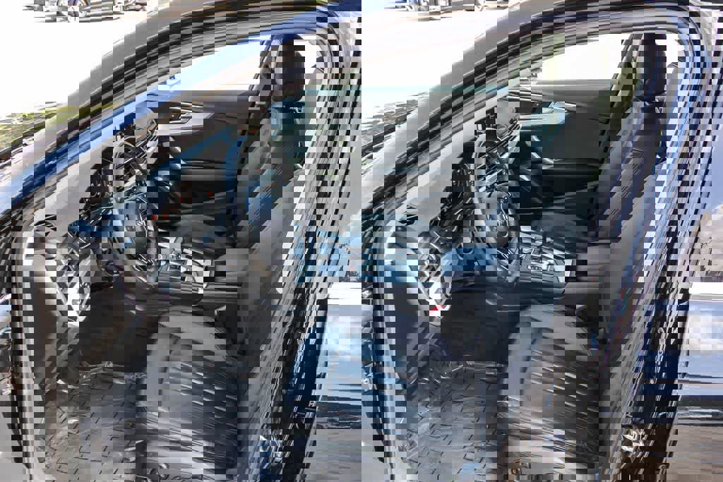 Used 2017 Audi A4 2.0T Premium Plus w/ Premium Plus Package image 14