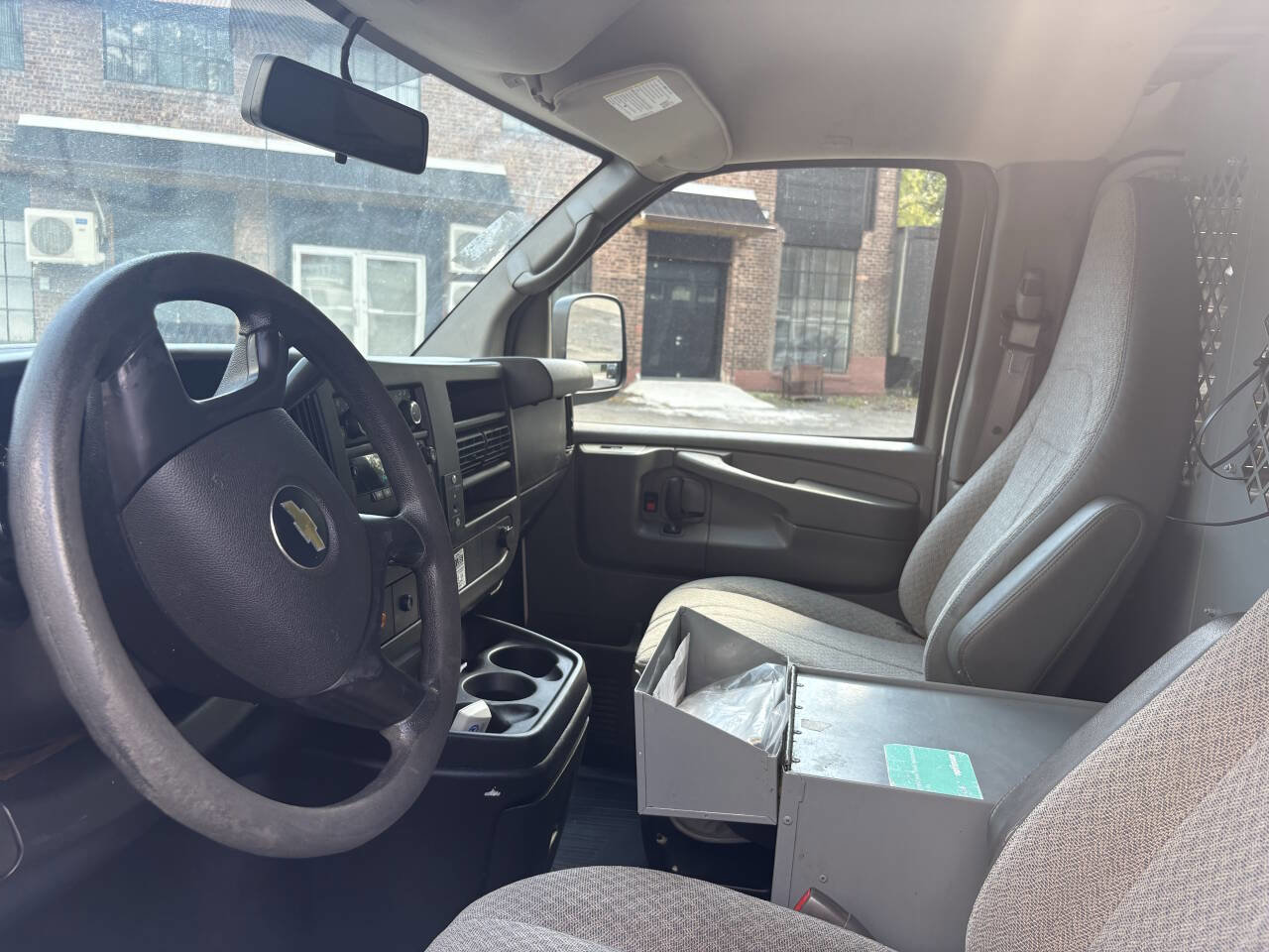 Used 2014 Chevrolet Express 1500 image 9