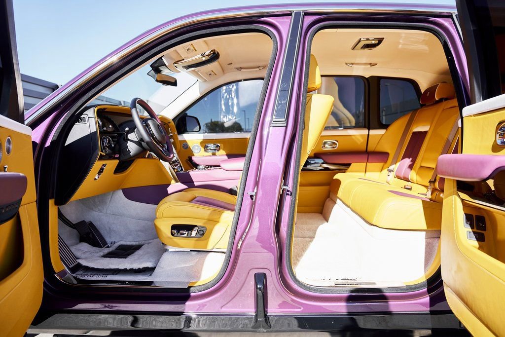 Used 2025 Rolls-Royce Cullinan image 34