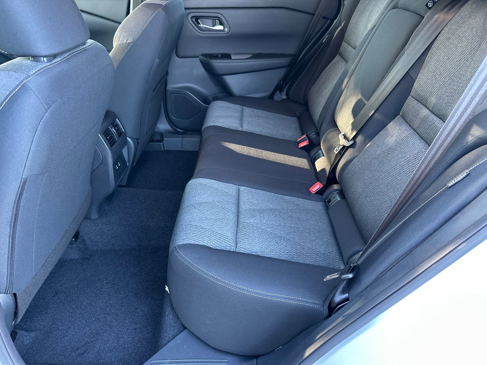 New 2026 Nissan Rogue SV image 21