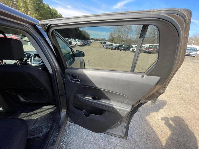 Used 2012 GMC Terrain SLE image 28