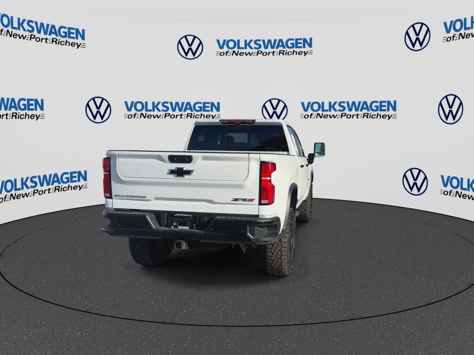 Used 2026 Chevrolet Silverado 2500 ZR2 AWD/4WD image 7