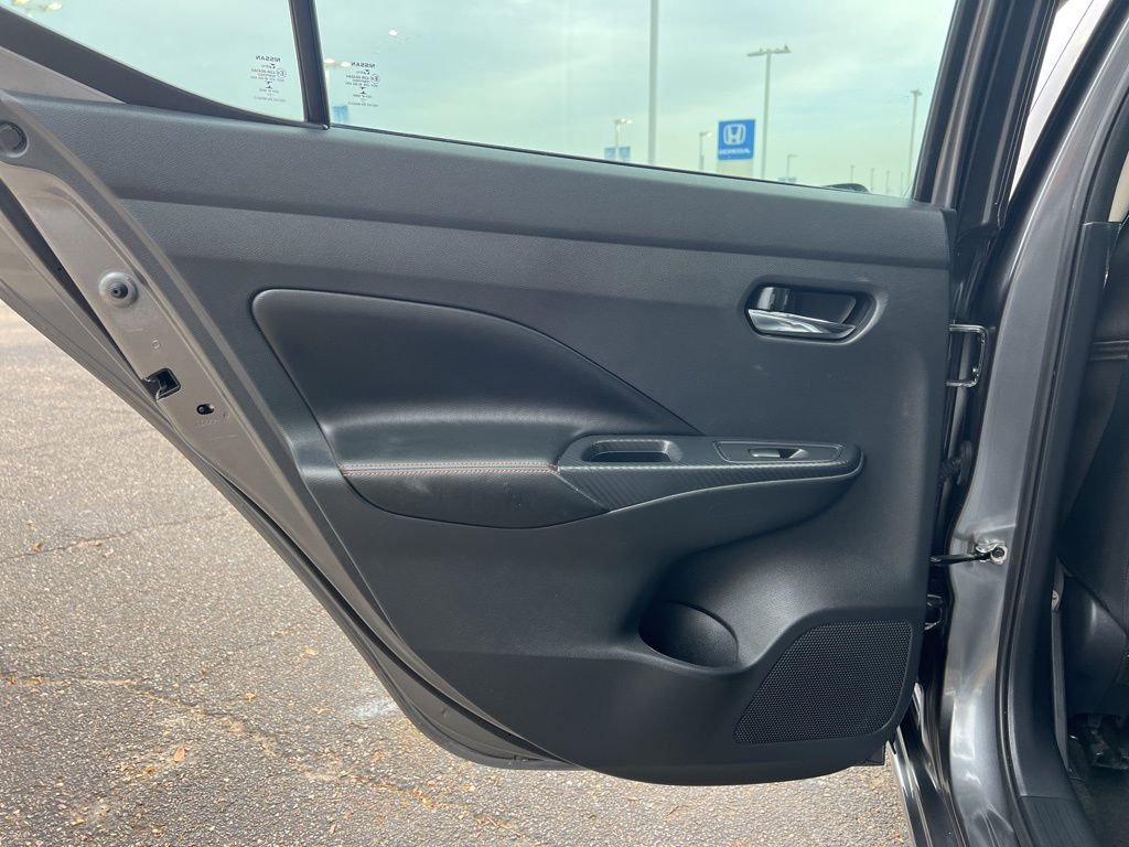 Used 2022 Nissan Versa SR image 15