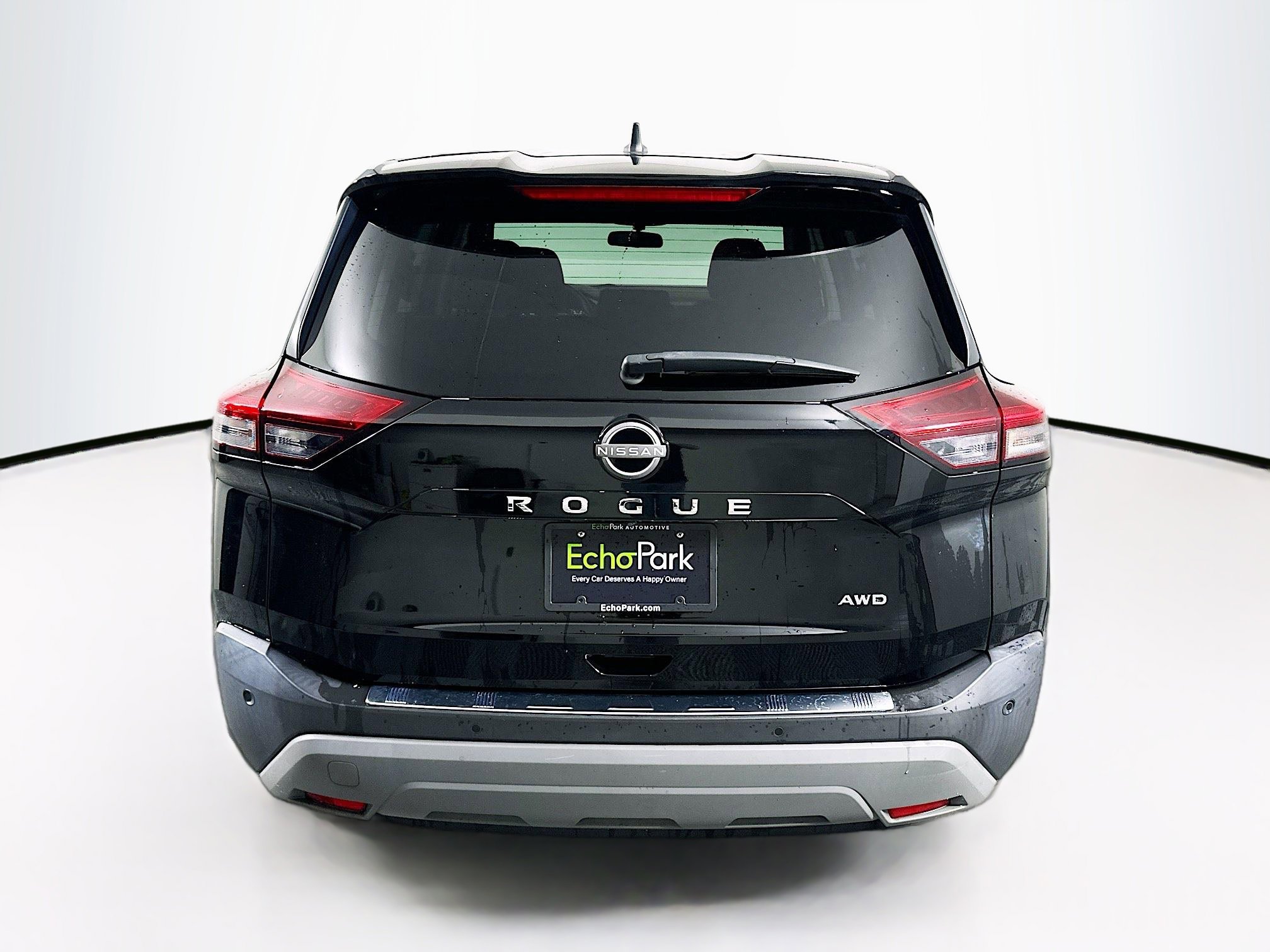 Used 2023 Nissan Rogue S image 7