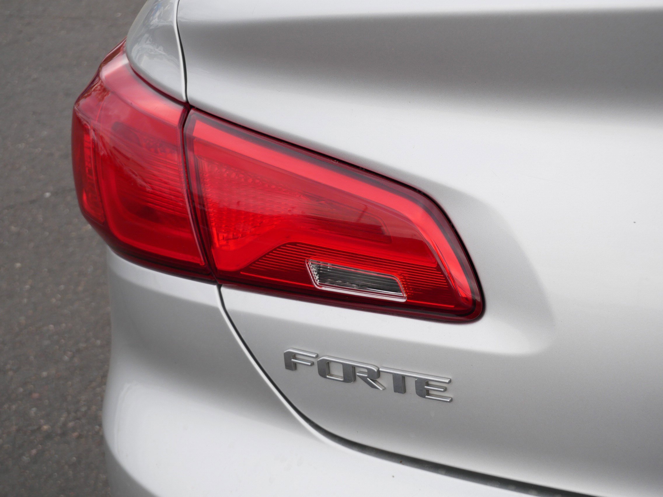 Used 2015 Kia Forte Koup EX w/ EX Premium Package FWD image 17