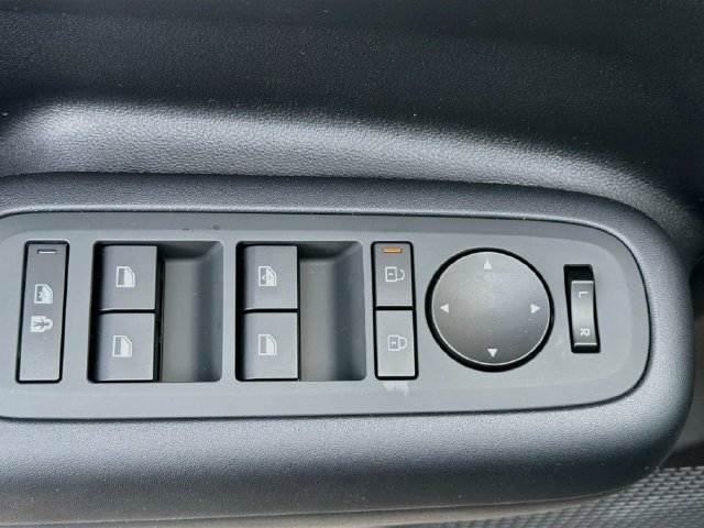 New 2027 Hyundai Santa Fe SE FWD image 17