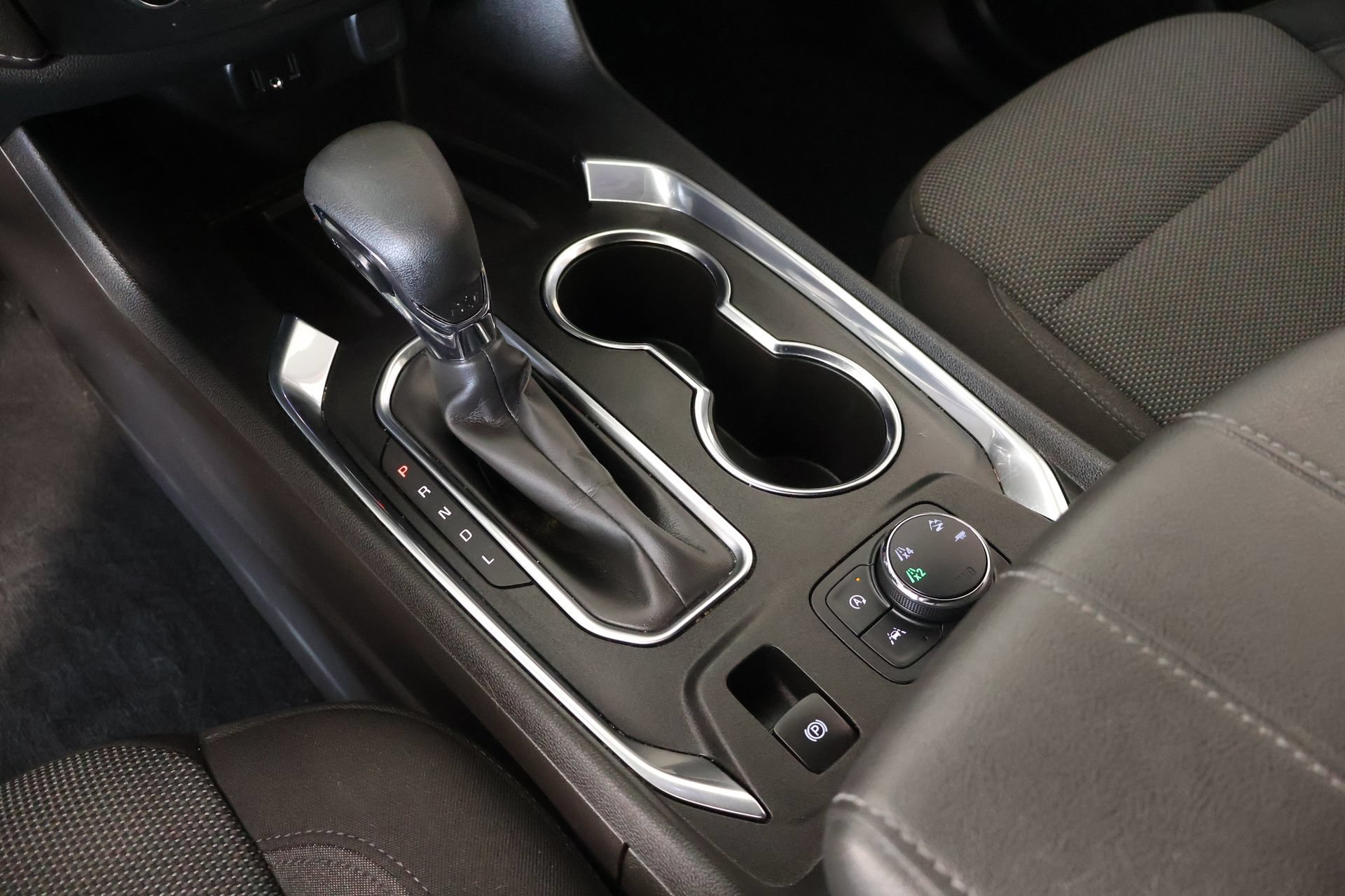 Used 2022 Chevrolet Traverse LT AWD/4WD image 8