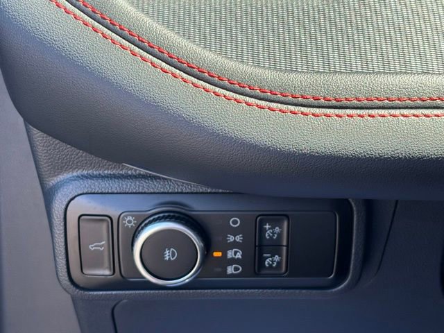 Used 2025 Ford Explorer ST image 30