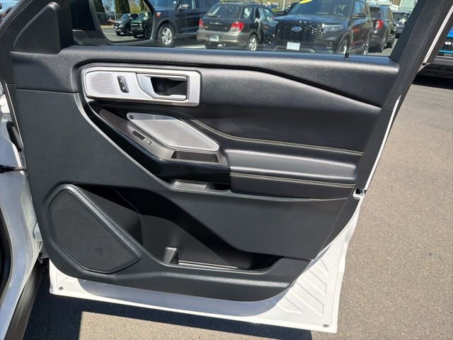 Used 2023 Ford Explorer ST w/ Equipment Group 401A AWD/4WD image 10