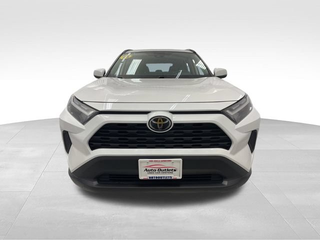 Used 2022 Toyota RAV4 XLE w/ Convenience Package AWD/4WD image 2