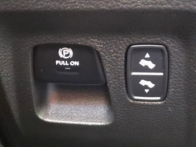 Used 2023 RAM 1500 Big Horn image 24