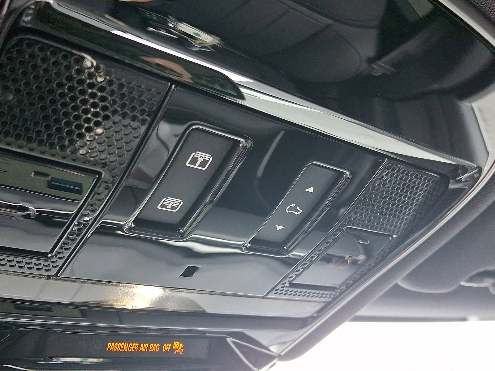 Used 2024 Land Rover Range Rover Sport Dynamic SE image 23